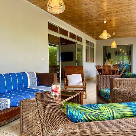Hoama Lodge Teavaro Exterior photo